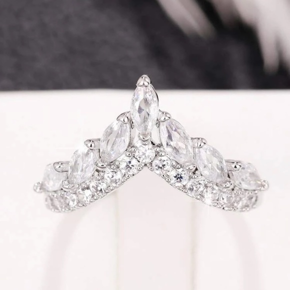 NWT 14K White Gold Plated S925 Zirconia Princess Wedding Promise Ring Size 9 - Picture 2 of 5